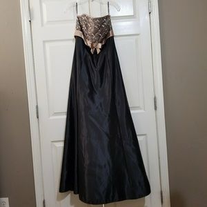 Jessica McClintock | Gunne Sax rhinestone gown 15